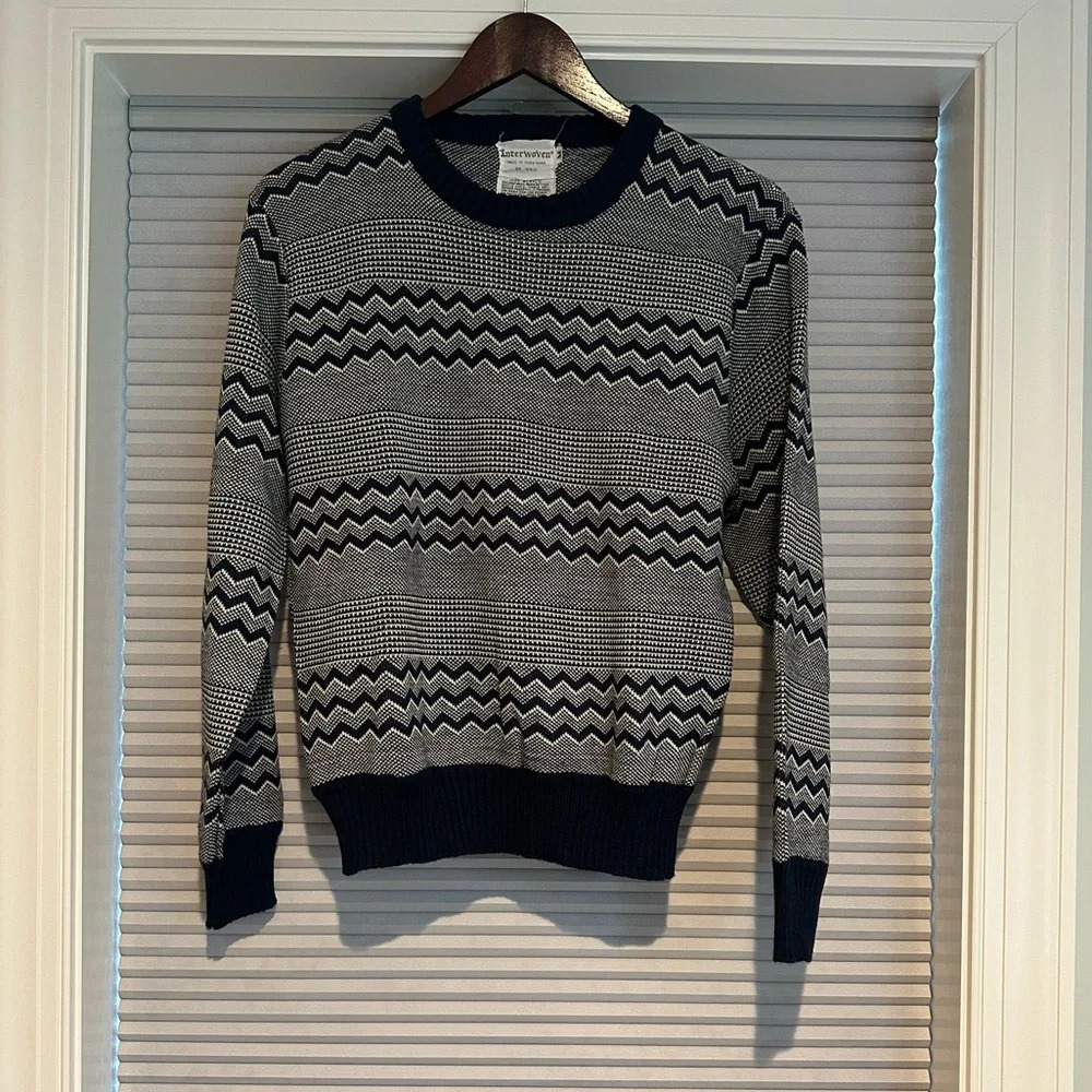 Vintage men’s crew neck sweater
